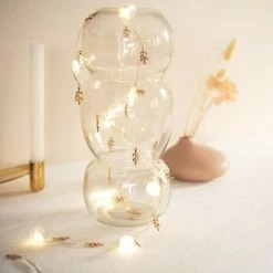 Maisons Du Monde Guirlandes Et Décorations Lumineuses Guirlande Lumineuse Blanche Et Dorée 10 LED L120 -Luminaires Soldes 2022 guirlande lumineuse blanche et doree 10 led l120 1000 0 29 227579 3