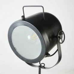 Maisons Du Monde Lampadaires Lampadaire Trépied En Manguier Et Métal Noir H130 -Luminaires Soldes 2022 lampadaire trepied en manguier et metal noir h130 1000 12 37 191466 6