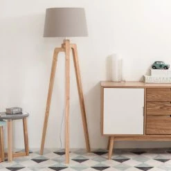 Maisons Du Monde Lampadaires Lampadaire Trépied En Paulownia Et Abat-jour Gris H150 -Luminaires Soldes 2022 lampadaire trepied en paulownia et abat jour gris h150 1000 10 16 146550 4