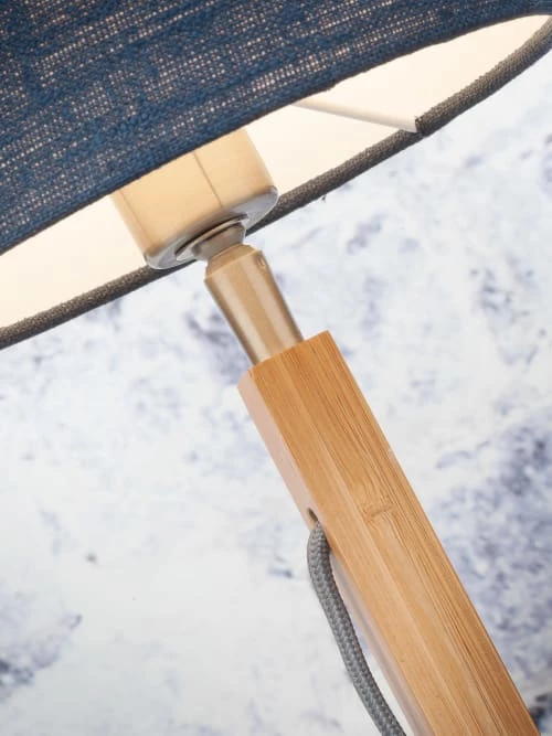 Good & Mojo Lampes à Poser Lampe De Table En Bambou Abat-jour En Lin Bleu Denim, H. 59cm 4 Good & Mojo Lampes à Poser Lampe De Table En Bambou Abat-jour En Lin Bleu Denim, H. 59cm – Image 2