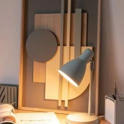 Maisons Du Monde Lampes à Poser Lampe En Métal Bleu Clair -Luminaires Soldes 2022 lampe en metal bleu clair 1000 11 38 224513 2