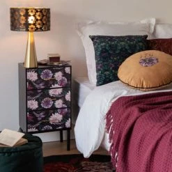 Maisons Du Monde Lampes à Poser Lampe En Métal Doré Et Verre Noir -Luminaires Soldes 2022 lampe en metal dore et verre noir 1000 6 26 228027 3