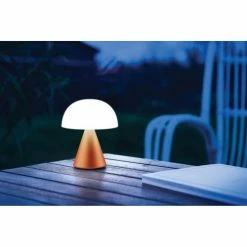 Lexon Lampes à Poser Lampe LED Portable Medium En Aluminium Orange -Luminaires Soldes 2022 lampe led portable medium en aluminium orange 5