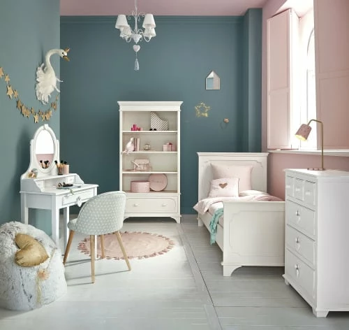 Maisons Du Monde Suspensions Enfant Lustre En Métal Blanc Effet Vieilli Et Pompon Cœur 3 Maisons Du Monde Suspensions Enfant Lustre En Métal Blanc Effet Vieilli Et Pompon Cœur – Image 2