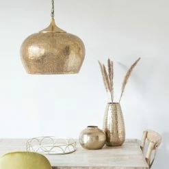 Maisons Du Monde Suspensions Suspension En Métal Ciselé Doré Mat D44 -Luminaires Soldes 2022 suspension en metal cisele dore mat d44 1000 6 35 201099 2